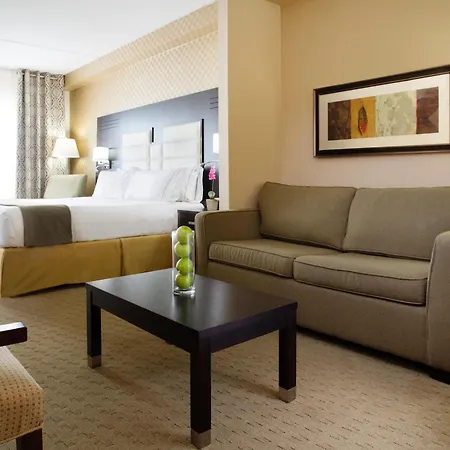 Holiday Inn Express & Suites Ottawa West - Nepean By Ihg Exterior photo