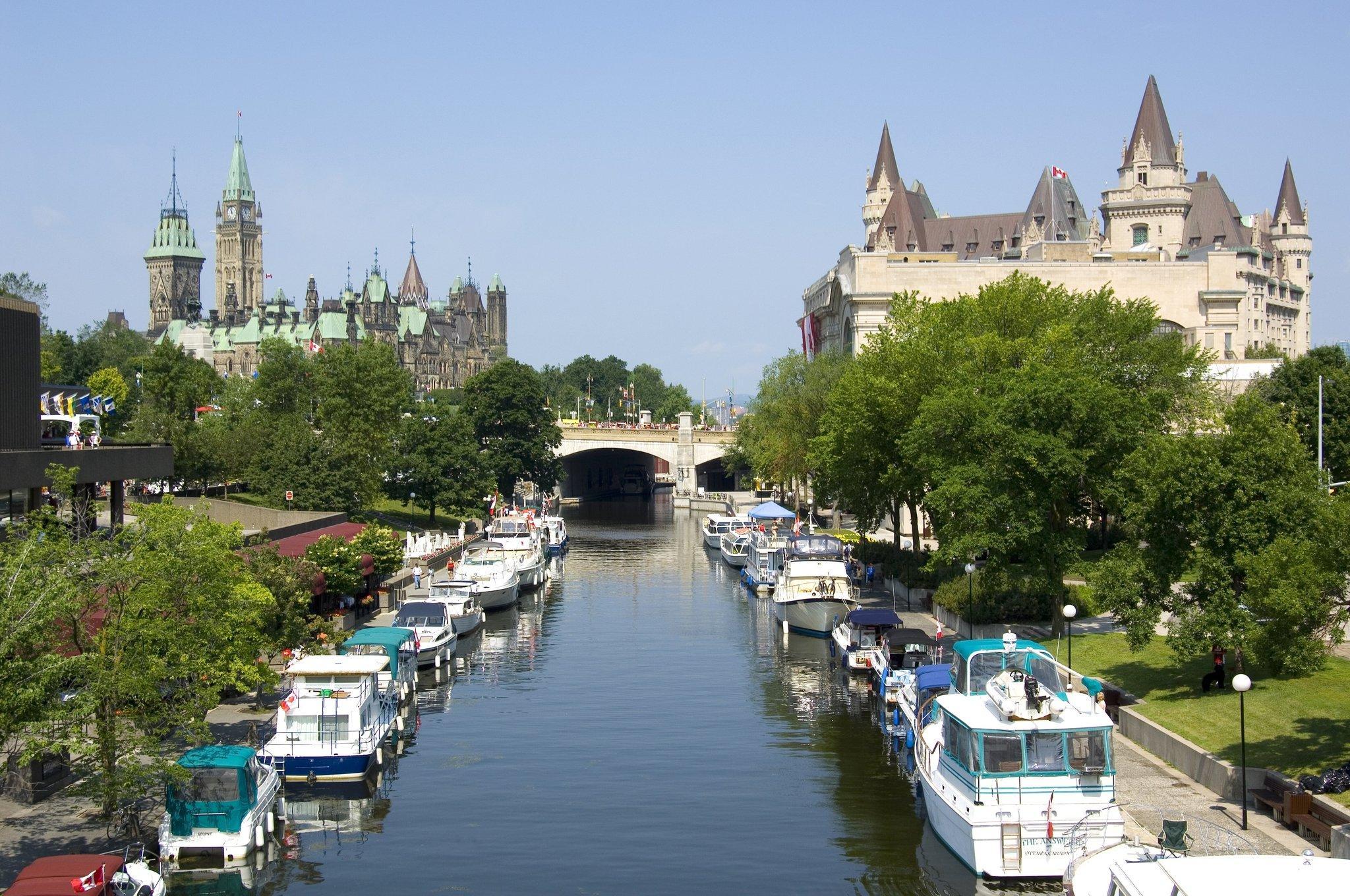 Hotel Express & West - Nepean By Ihg 2*